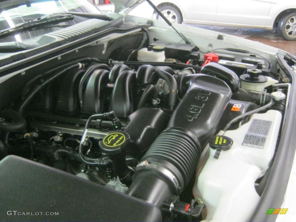 2008 Mercury Mountaineer Premier AWD 4.6 Liter SOHC 24 Valve VVT V8 Engine Photo #48926530