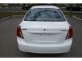 2006 Absolute White Suzuki Forenza Sedan  photo #5