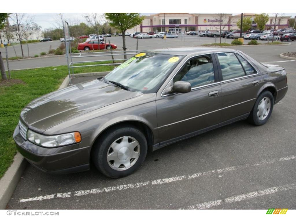 2000 Seville SLS - Bronzemist / Oatmeal photo #1