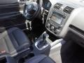 Black - Jetta SE Sedan Photo No. 19