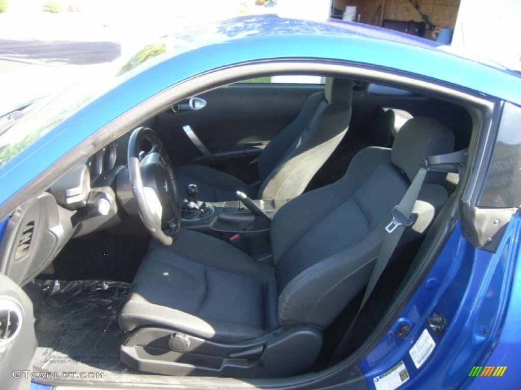 2004 350Z Coupe - Daytona Blue Metallic / Carbon Black photo #9