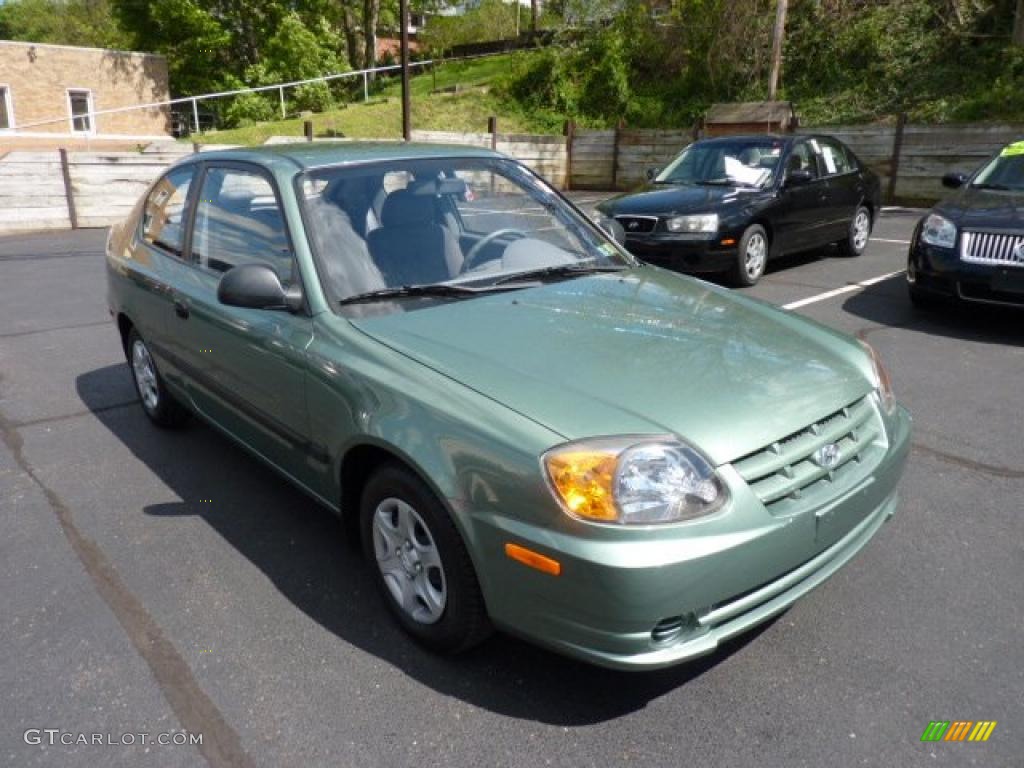 Quartz Green Metallic 2003 Hyundai Accent GL Coupe Exterior Photo #48933238