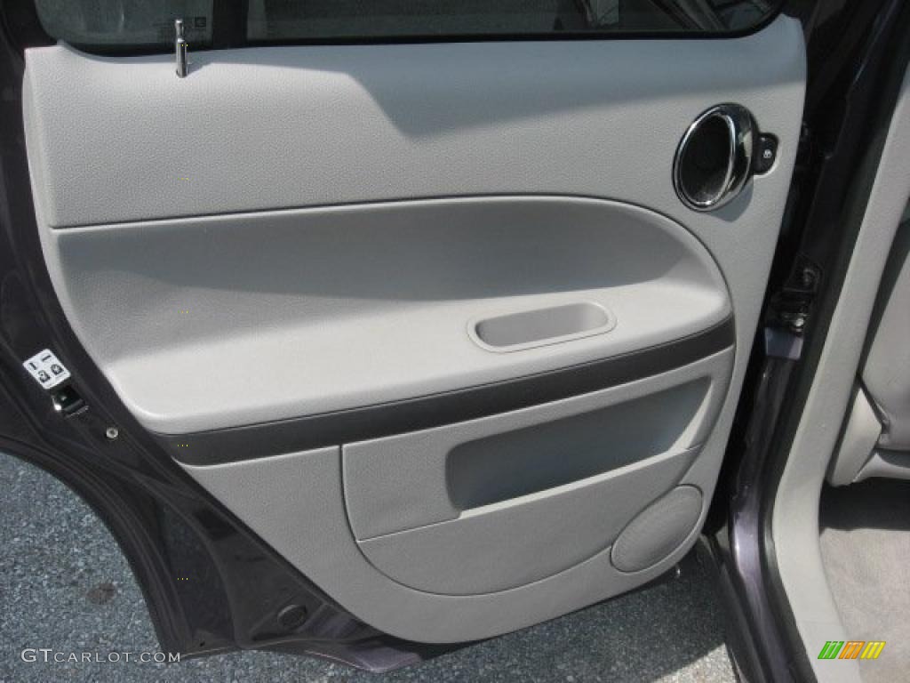 2007 HHR LT - Majestic Amethyst Metallic / Gray photo #22