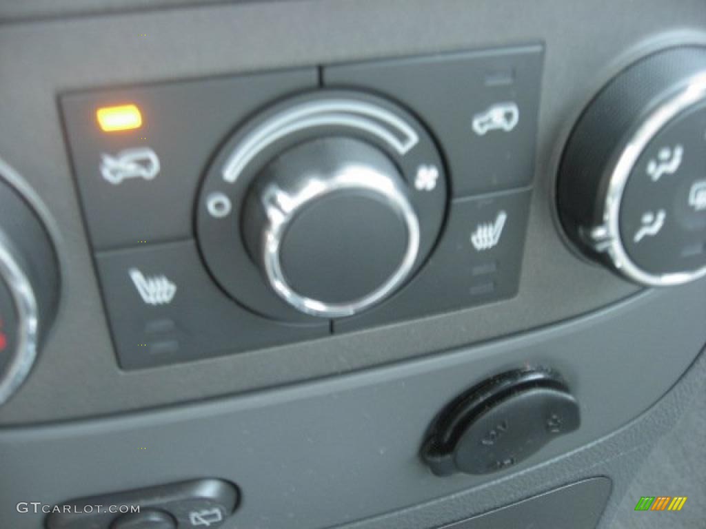 2007 HHR LT - Majestic Amethyst Metallic / Gray photo #28