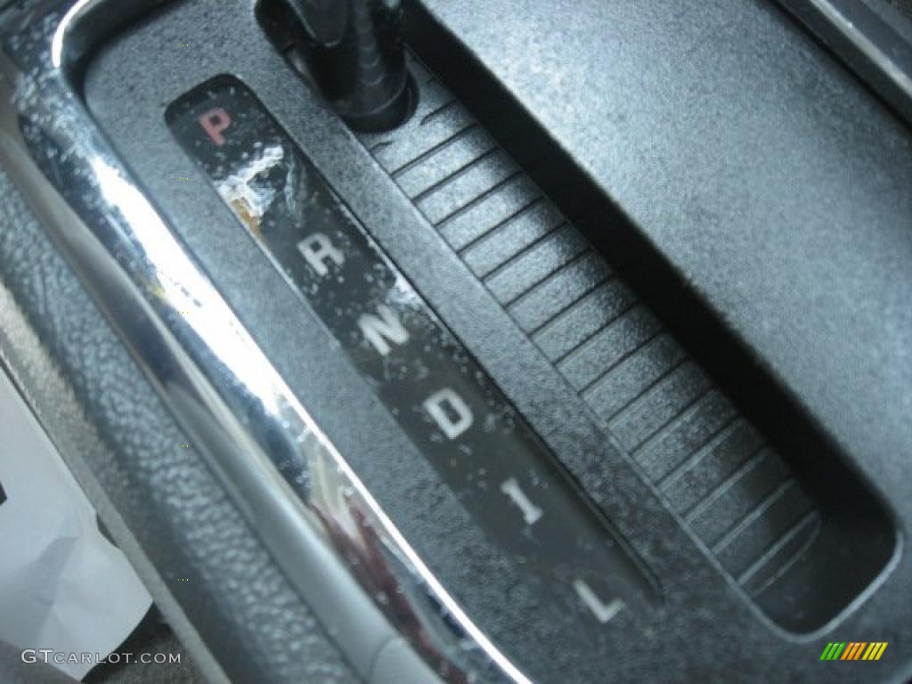 2007 HHR LT - Majestic Amethyst Metallic / Gray photo #31