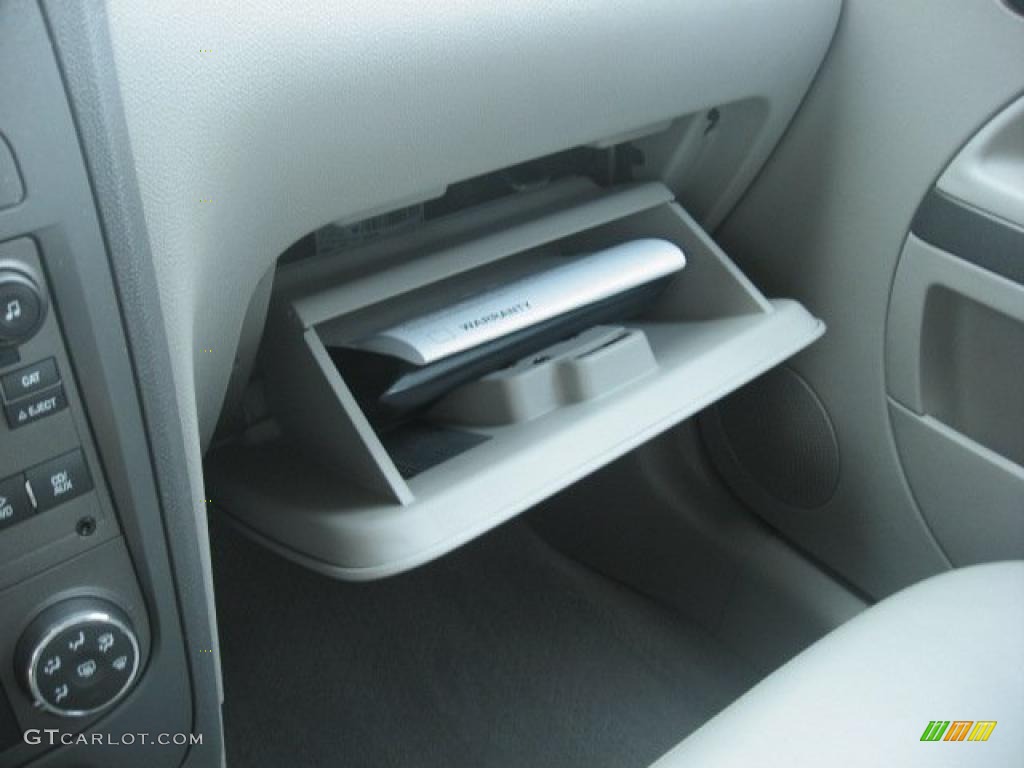 2007 HHR LT - Majestic Amethyst Metallic / Gray photo #34