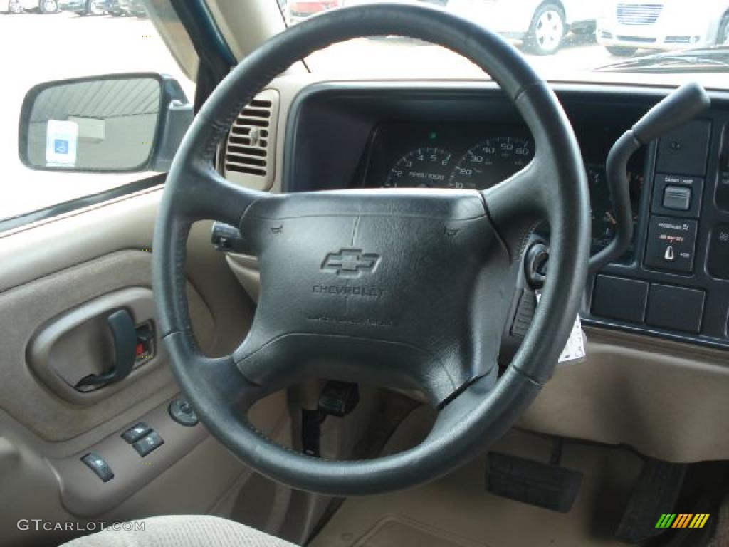 1997 Chevrolet C/K C1500 Extended Cab Neutral Shale Steering Wheel Photo #48936951