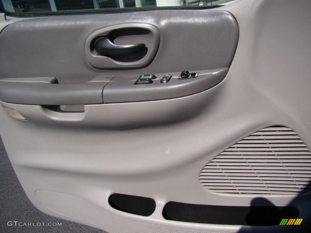 2002 F150 XLT Regular Cab - Dark Shadow Grey Metallic / Medium Graphite photo #15