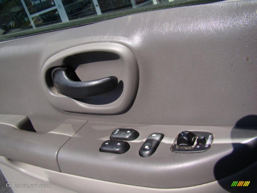 2002 F150 XLT Regular Cab - Dark Shadow Grey Metallic / Medium Graphite photo #16
