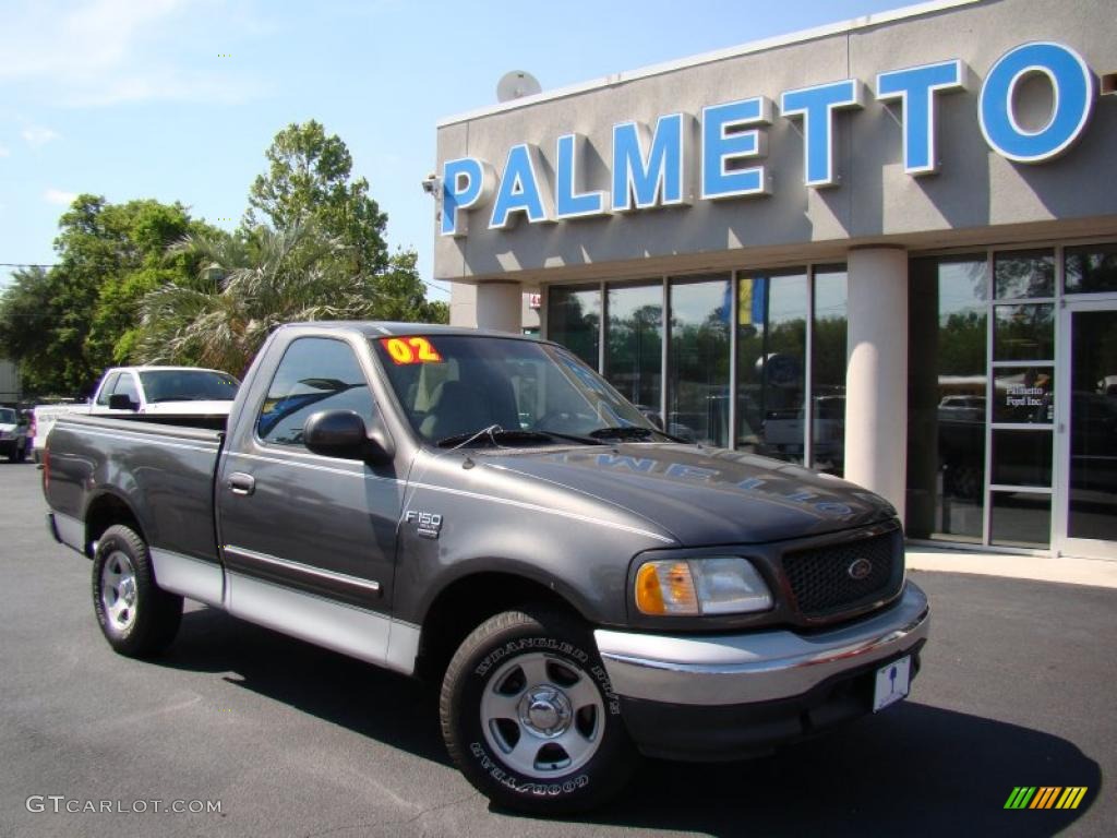 2002 F150 XLT Regular Cab - Dark Shadow Grey Metallic / Medium Graphite photo #26