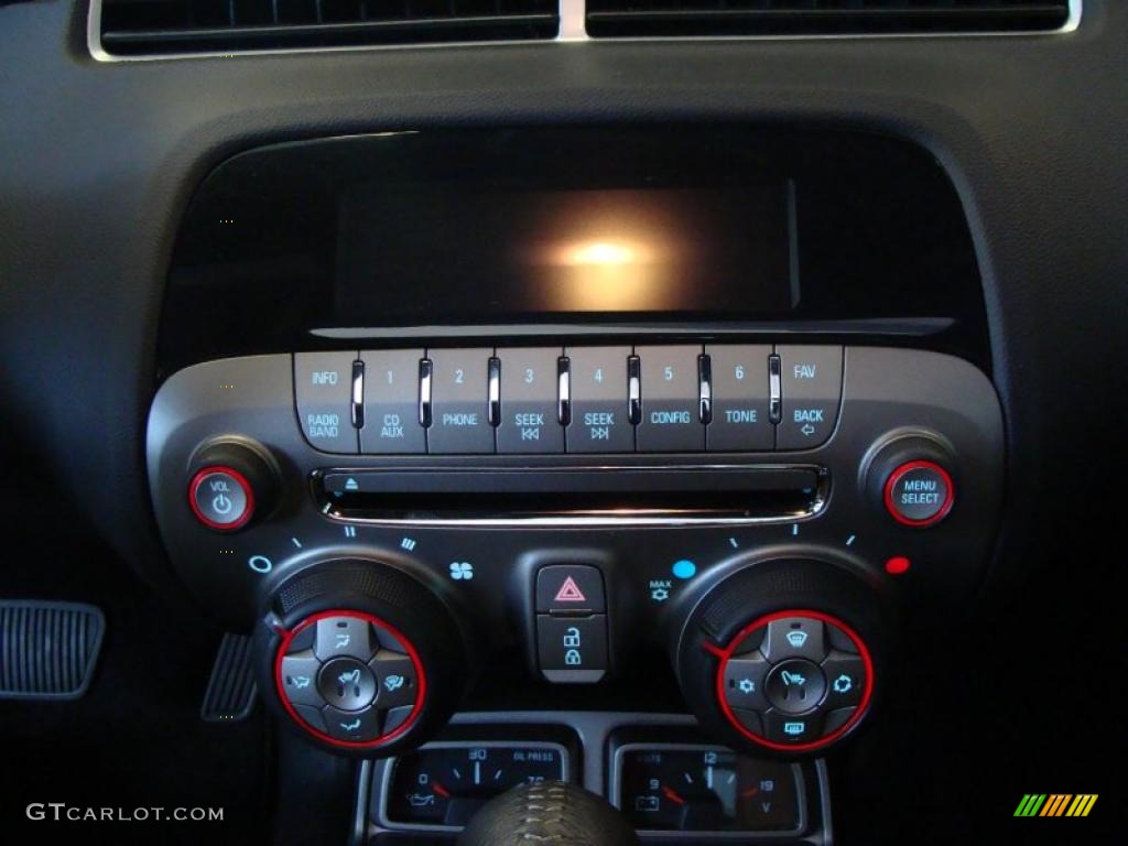 2011 Chevrolet Camaro NR-1 SS/RS Coupe Controls Photos