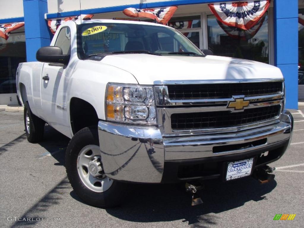 2009 Silverado 2500HD Work Truck Regular Cab 4x4 - Summit White / Dark Titanium photo #1