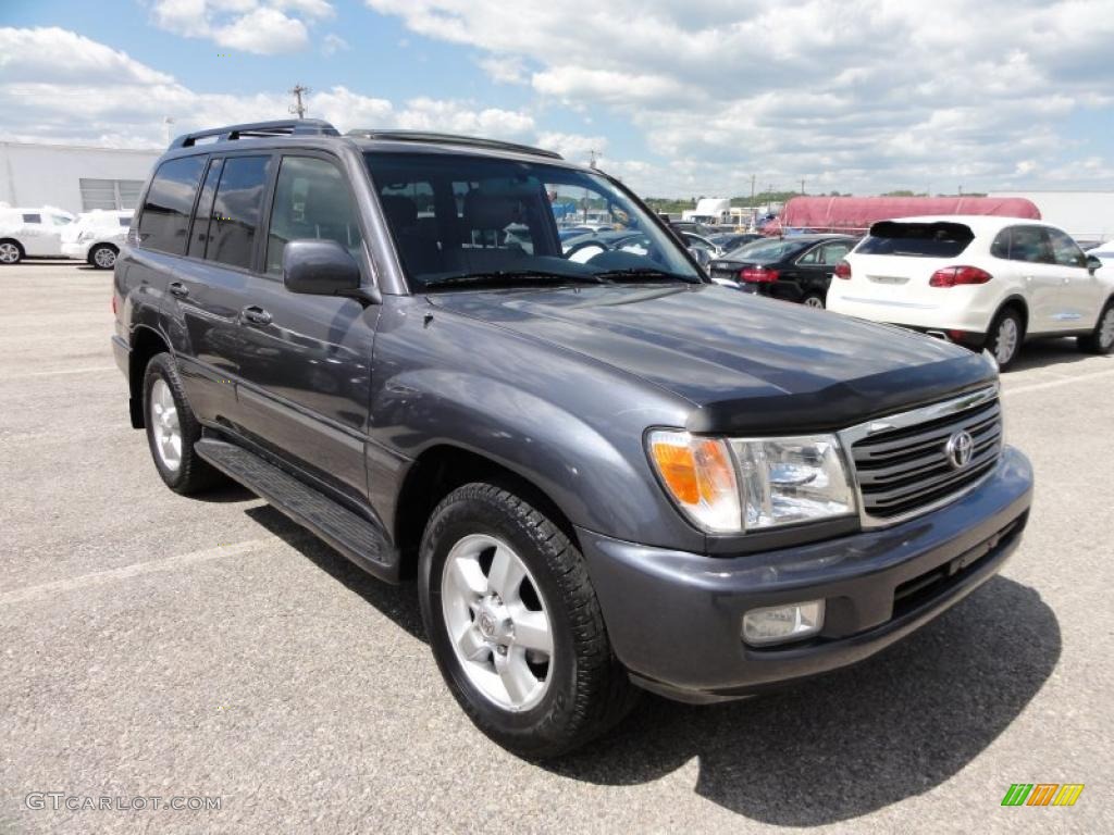 2005 Land Cruiser  - Galactic Gray Mica / Stone photo #4