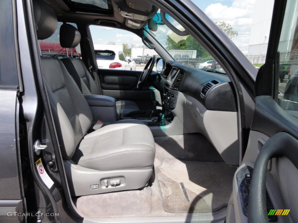 2005 Land Cruiser  - Galactic Gray Mica / Stone photo #20