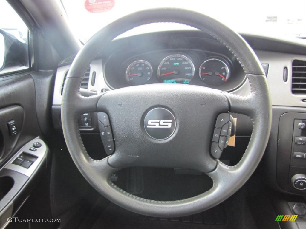 2006 Chevrolet Monte Carlo SS Ebony Steering Wheel Photo #48941689