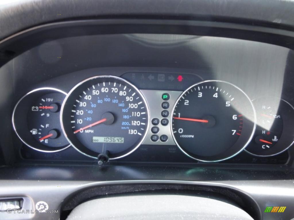 2005 Toyota Land Cruiser Standard Land Cruiser Model Gauges Photo #48941932