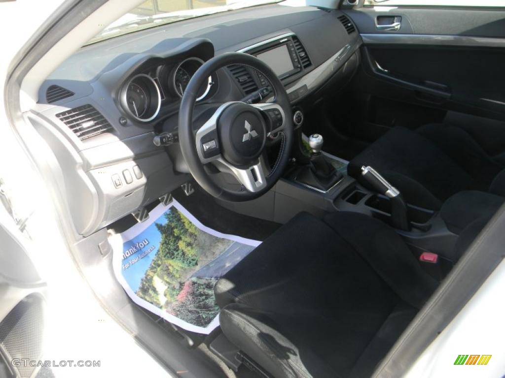 Black Interior 2008 Mitsubishi Lancer Evolution GSR Photo #48943386