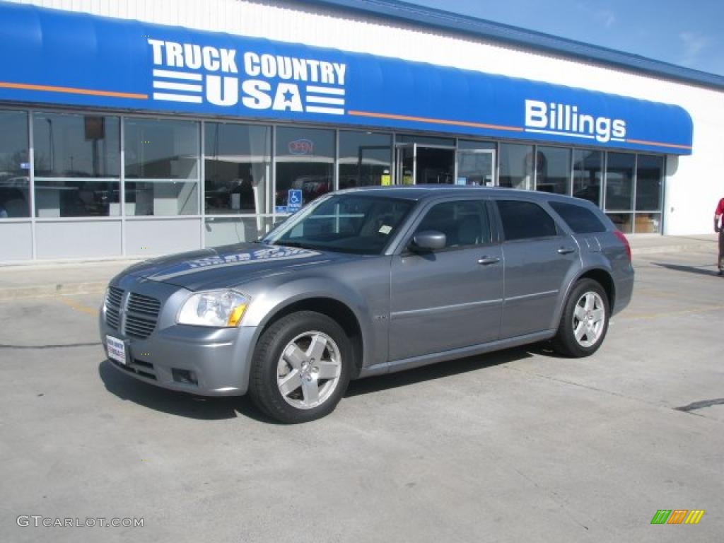 2006 Magnum R/T AWD - Silver Steel Metallic / Dark Slate Gray/Light Graystone photo #1