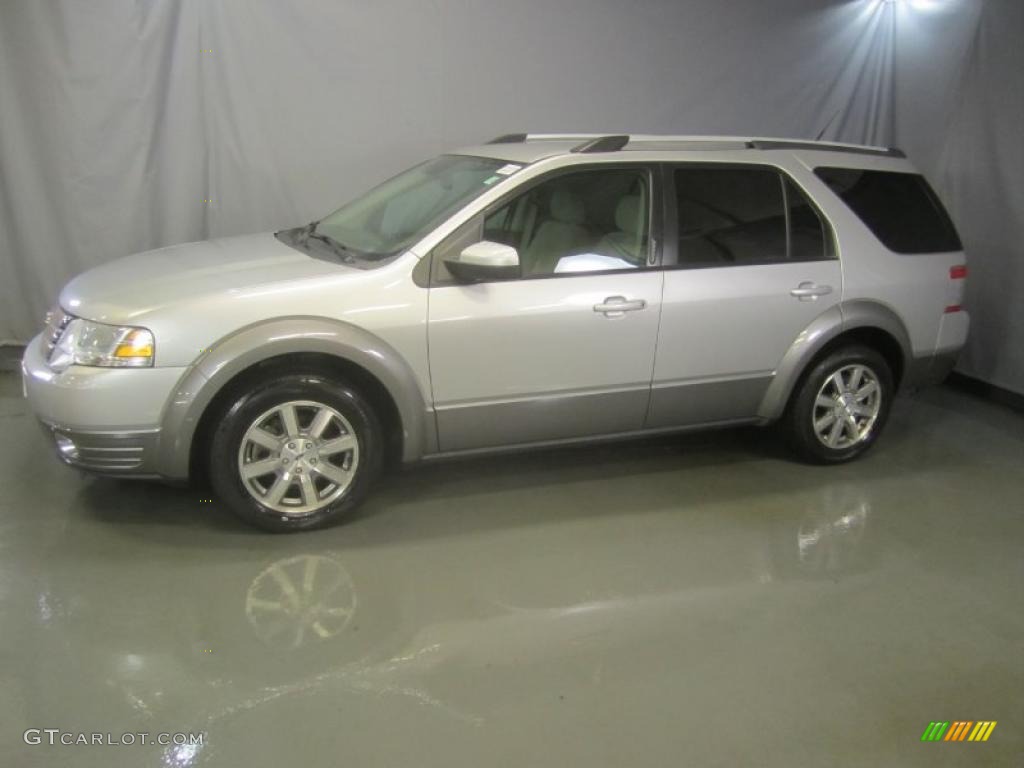 2009 Taurus X SEL AWD - Brilliant Silver Metallic / Medium Light Stone photo #3