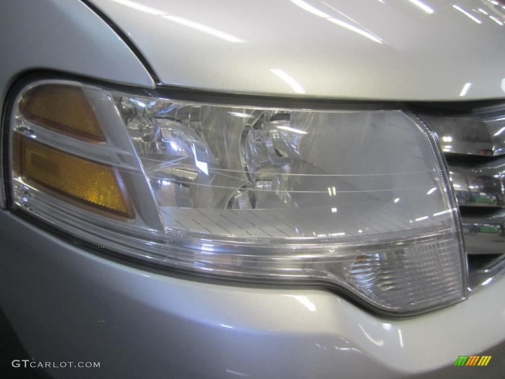 2009 Taurus X SEL AWD - Brilliant Silver Metallic / Medium Light Stone photo #6