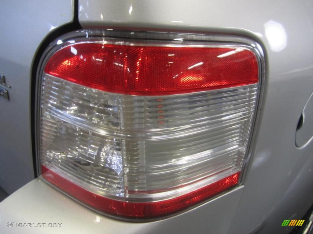 2009 Taurus X SEL AWD - Brilliant Silver Metallic / Medium Light Stone photo #14