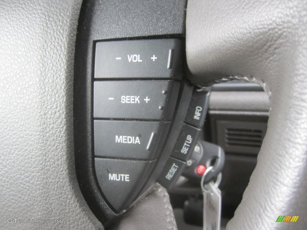 2009 Taurus X SEL AWD - Brilliant Silver Metallic / Medium Light Stone photo #33