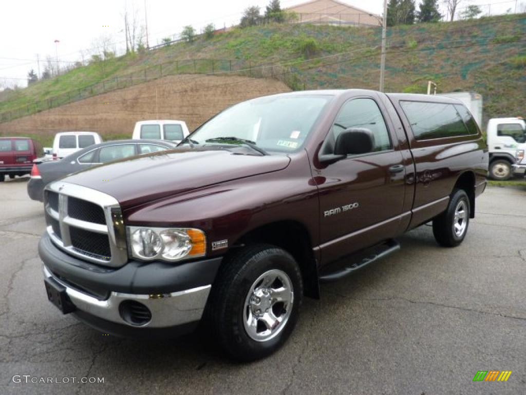 2004 Ram 1500 ST Regular Cab 4x4 - Deep Molten Red Pearl / Dark Slate Gray photo #5