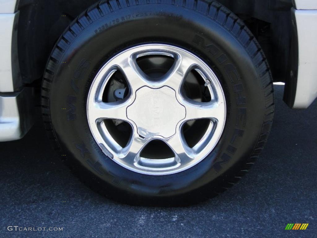 2006 GMC Yukon XL Denali AWD Wheel Photos
