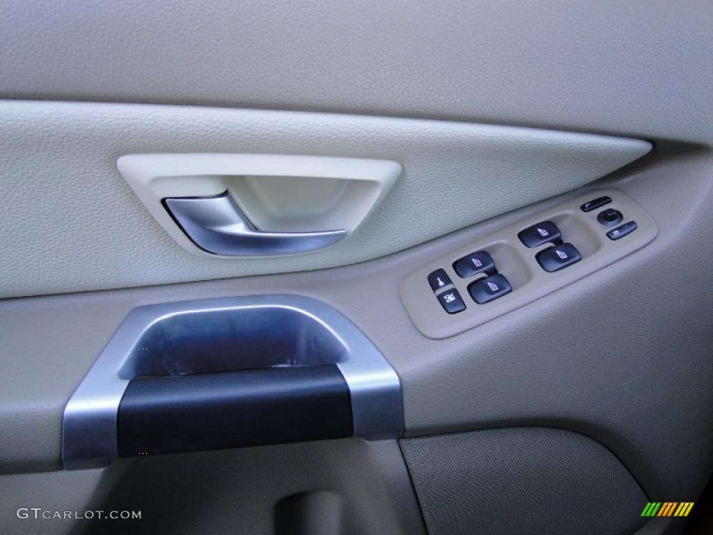 2007 Volvo XC90 3.2 AWD Controls Photo #48948625