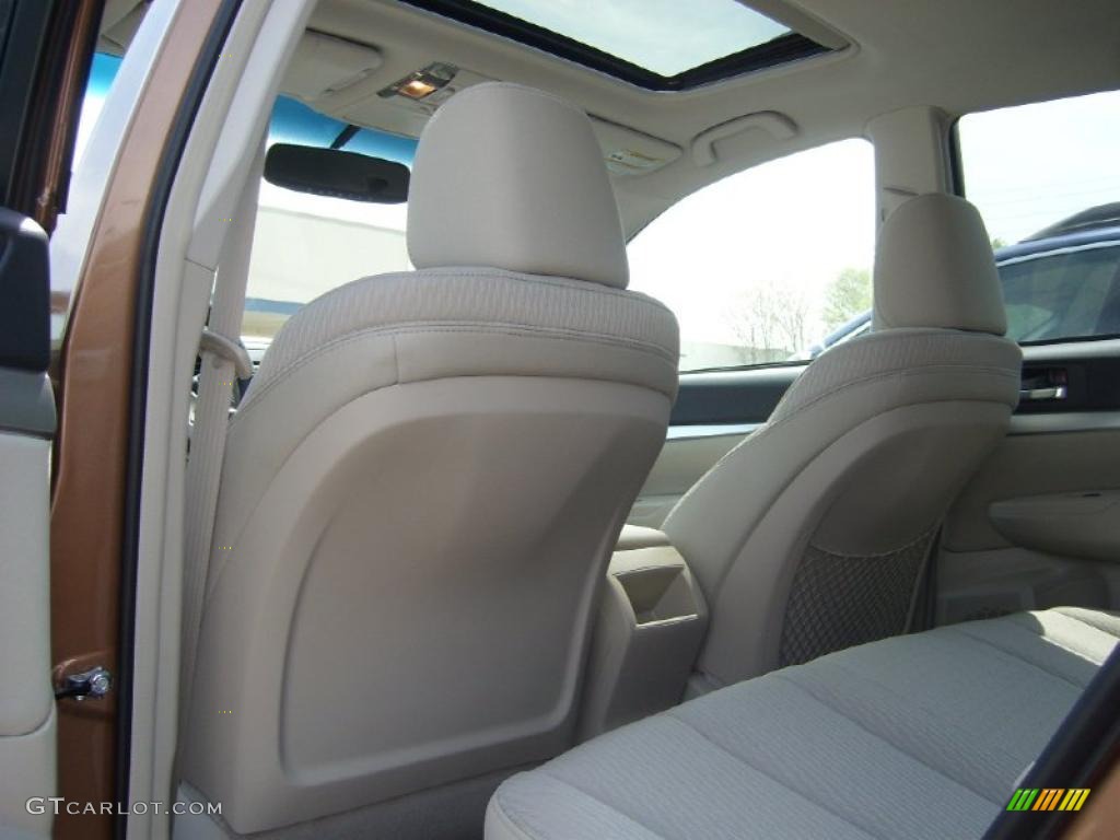2011 Outback 2.5i Premium Wagon - Caramel Bronze Pearl / Warm Ivory photo #3
