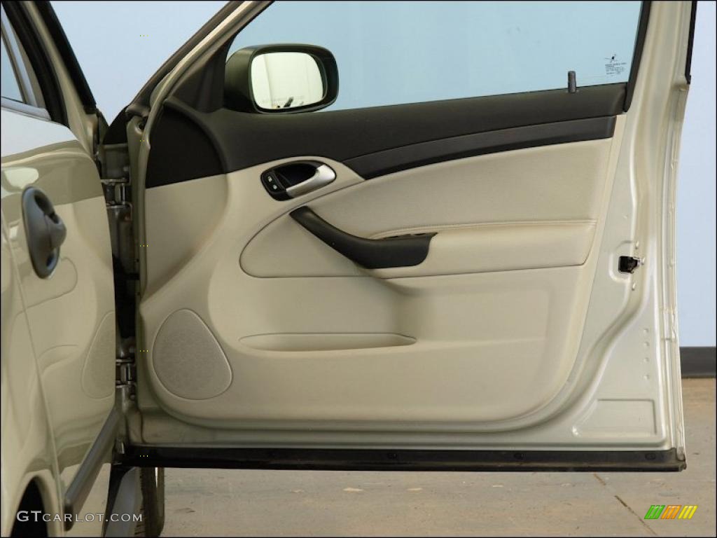 2005 Saab 9-3 Linear Sport Sedan Parchment Door Panel Photo #48951280