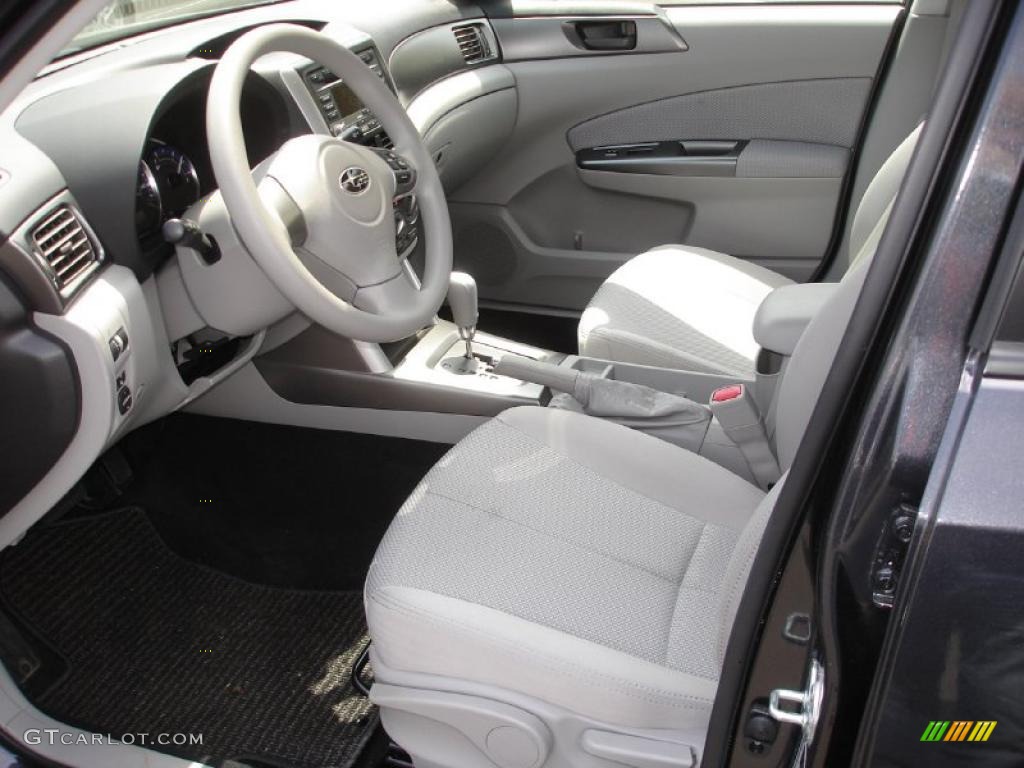 Platinum Interior 2011 Subaru Forester 2.5 X Photo #48951469