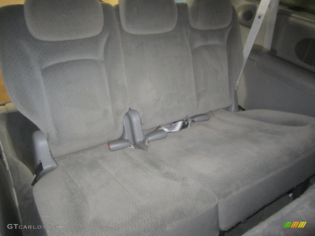 2006 Grand Caravan SE - Bright Silver Metallic / Medium Slate Gray photo #17