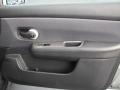 Brilliant Silver - Versa 1.8 SL Hatchback Photo No. 14