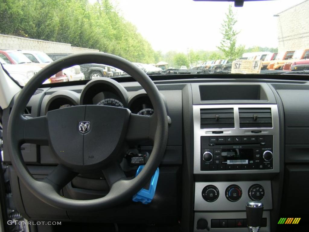 2011 Dodge Nitro Heat 4x4 Dark Slate Gray Dashboard Photo #48953044