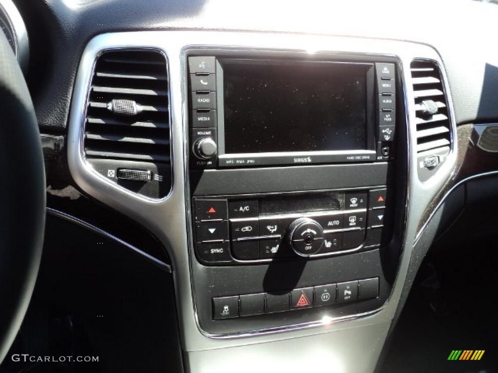 2011 Jeep Grand Cherokee Laredo X 70th Anniversary 4x4 Controls Photo #48954181