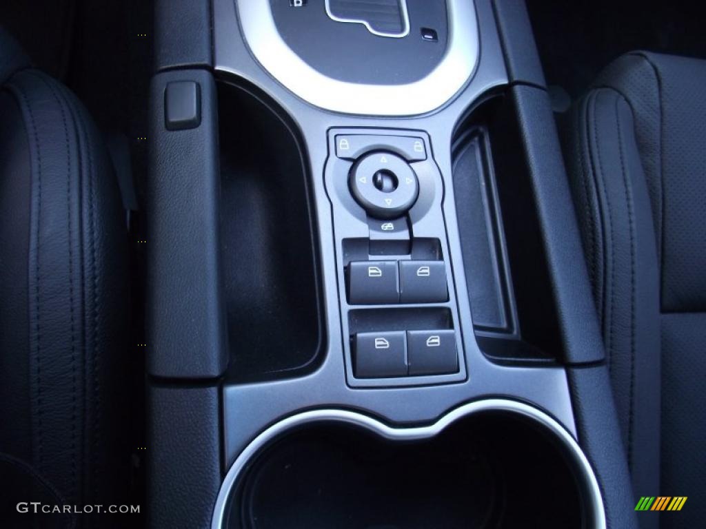 2009 Pontiac G8 GT Controls Photo #48954246