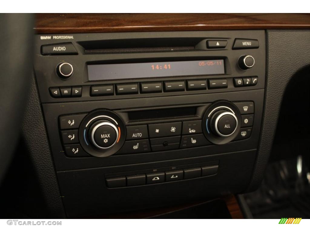 2010 BMW 1 Series 128i Convertible Controls Photo #48957868
