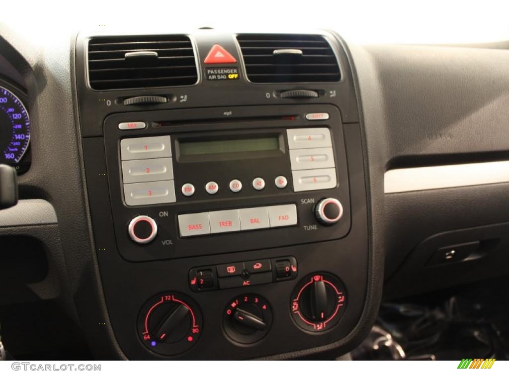 2009 Jetta S Sedan - Salsa Red / Anthracite photo #9