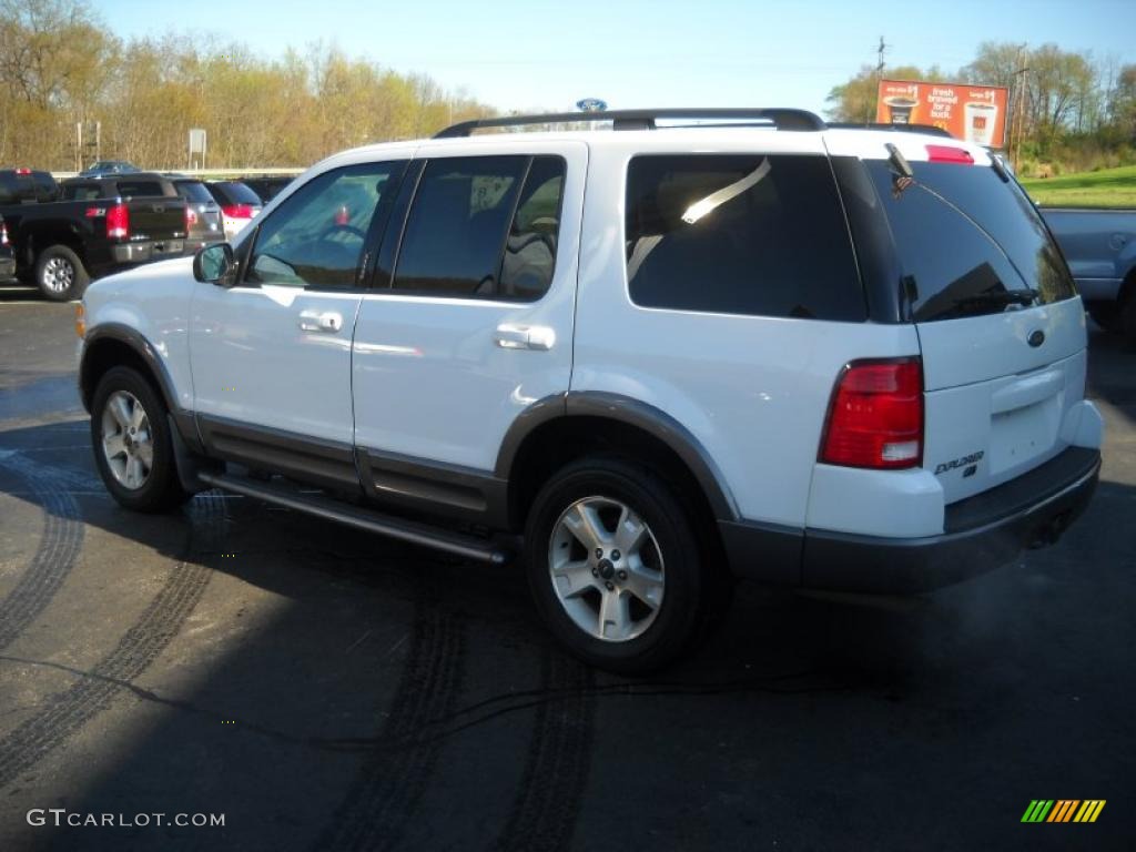 2003 Explorer XLT 4x4 - Oxford White / Graphite Grey photo #5