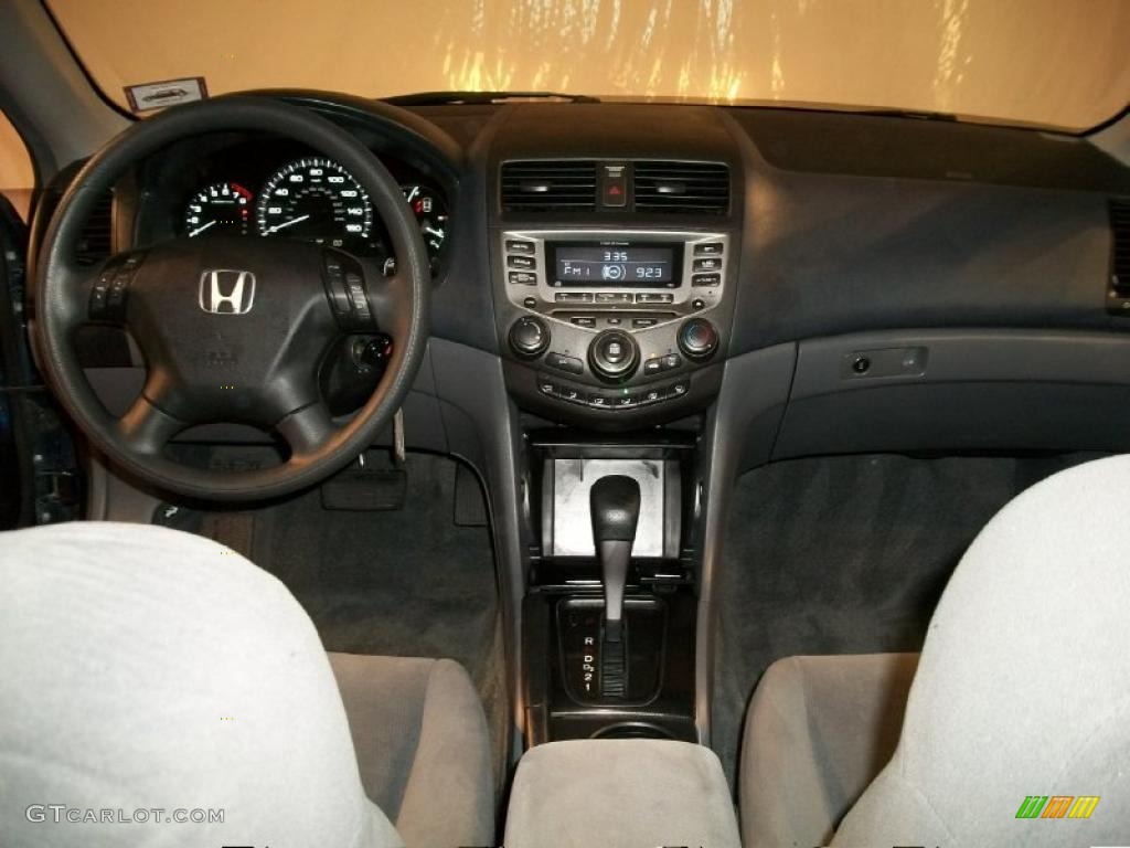 2007 Accord SE Sedan - Royal Blue Pearl / Gray photo #10