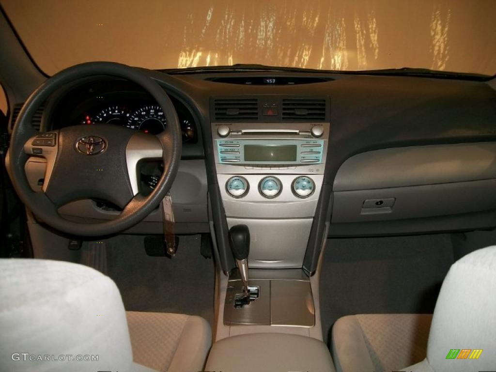 2009 Camry LE V6 - Magnetic Gray Metallic / Bisque photo #11