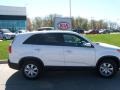 2011 Snow White Pearl Kia Sorento LX AWD  photo #2