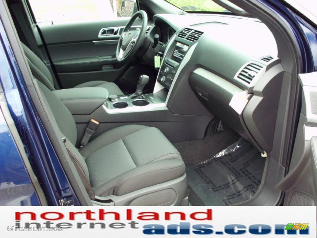 2011 Explorer XLT 4WD - Kona Blue Metallic / Charcoal Black photo #17