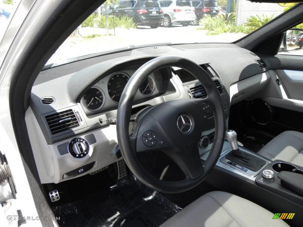 2008 C 300 Sport - Iridium Silver Metallic / Grey/Black photo #3