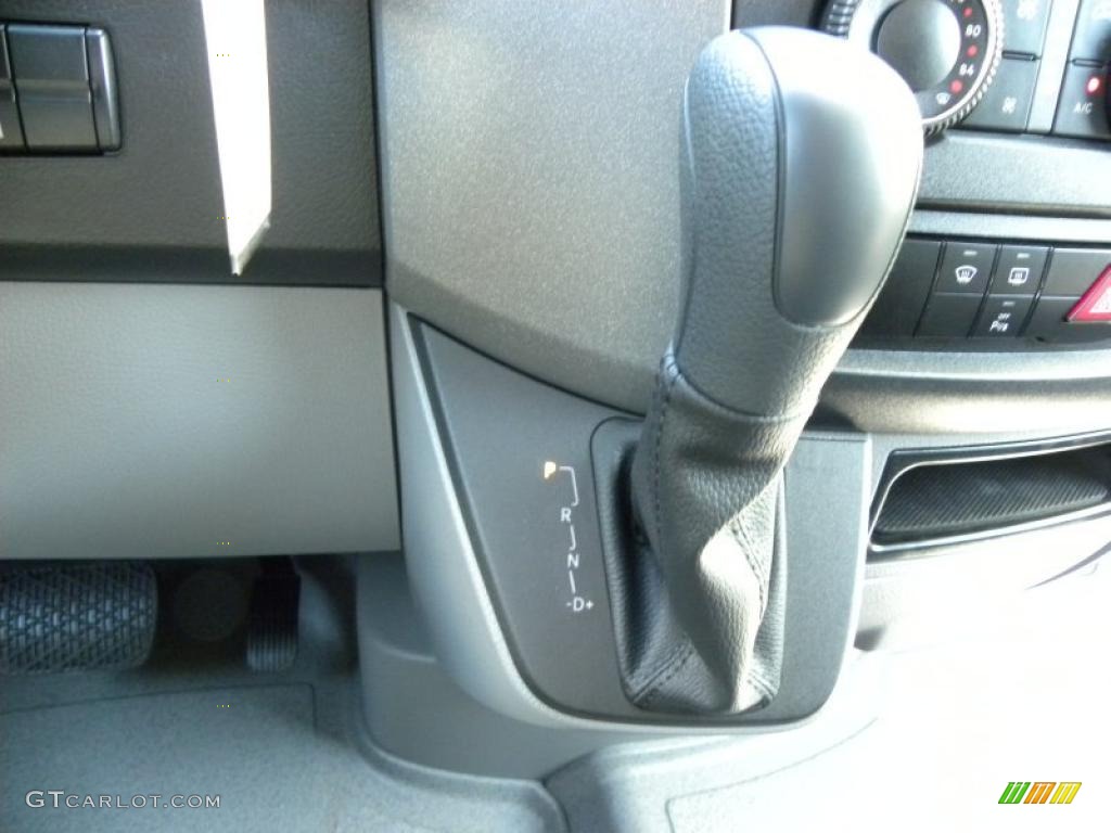2011 Mercedes-Benz Sprinter 2500 Passenger Van Transmission Photos
