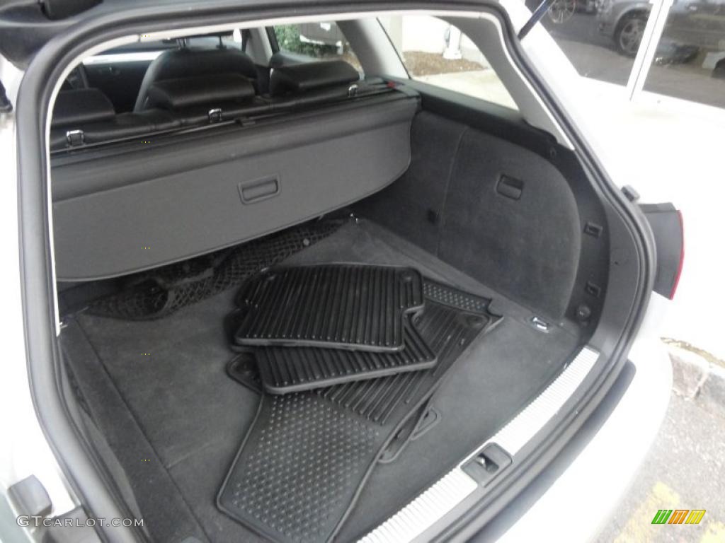 2005 Audi A4 2.0T quattro Avant Trunk Photo #48964280