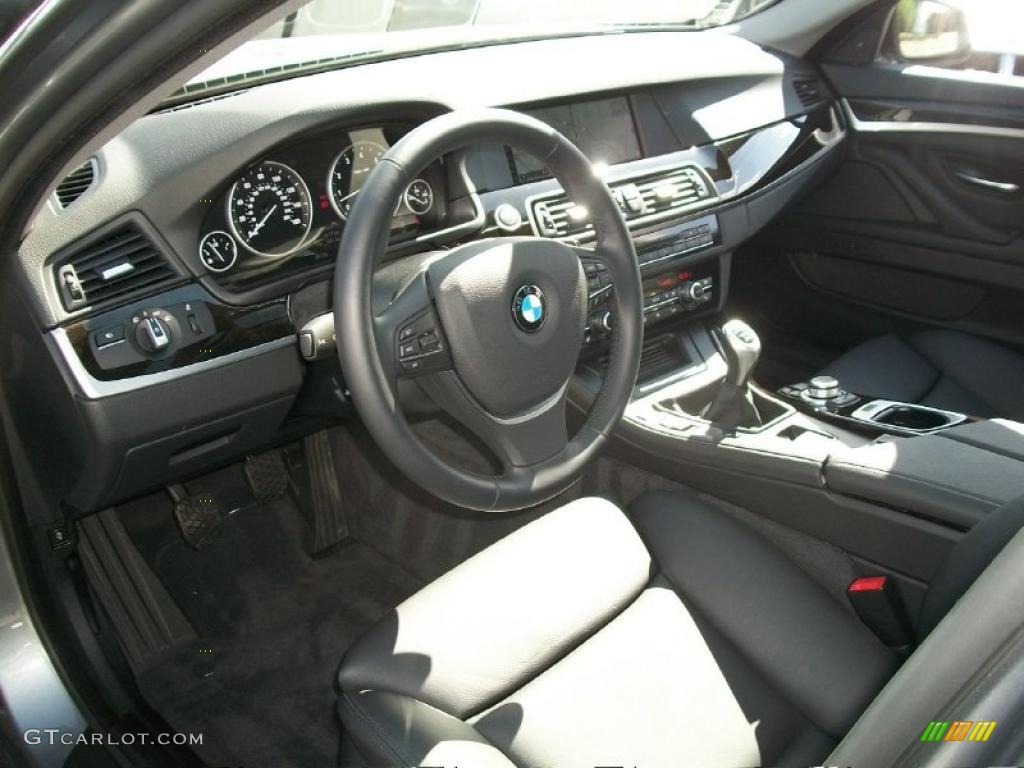 2011 BMW 5 Series 535i Sedan Black Dashboard Photo #48967916