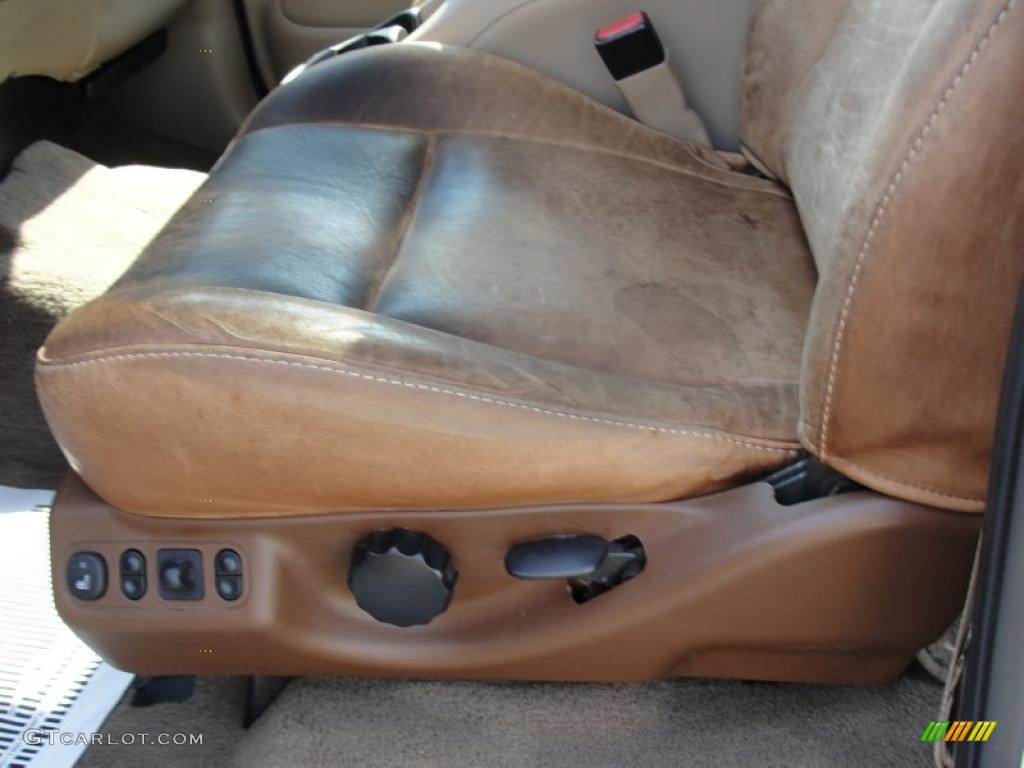 2003 F150 King Ranch SuperCrew - Oxford White / Castano Brown Leather photo #37