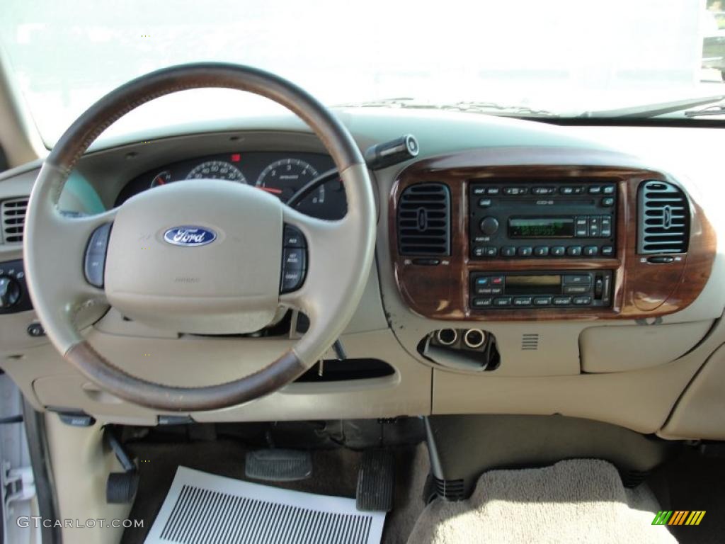 2003 F150 King Ranch SuperCrew - Oxford White / Castano Brown Leather photo #40